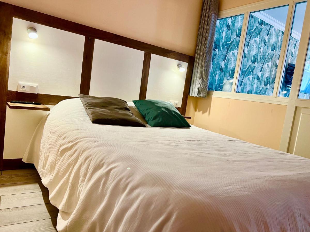 A 50m Reves Tranquilles Les Bains De Apartment